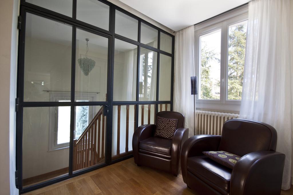 Francheville  La Maison De Roussille B&B 외부 사진