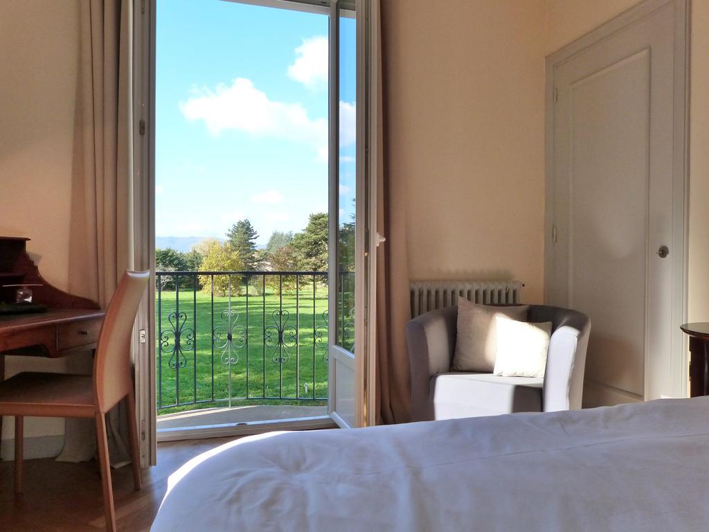 Francheville  La Maison De Roussille B&B 객실 사진
